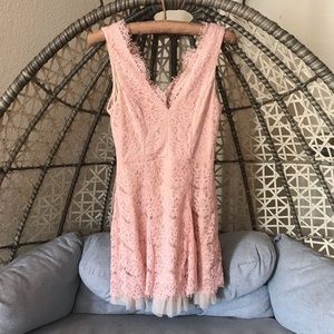 🔥Trixxi V neck Lace Mini Dress - Blush Pink